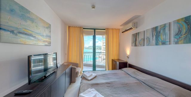 Marina City Hotel - 1-bedroom apartment